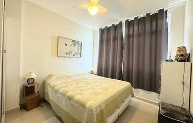 Imagem: O apartamento possui 1 Dormitório, 1 Banheiro, 1 Vaga na garagem