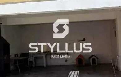 Imagem: A casa possui 3 Dormitórios, 3 Banheiros, 5 Vagas na garagem