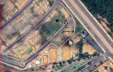 Imagem: O terreno possui 316m² de Área, Imóvel novo e está localizado