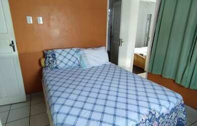 Imagem 12: Casa duplex Santa Monica. Varanda, 200m² de Área, 2 Banheirose5 Dormitórios