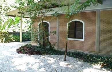 Imagem 2: Ubatuba Casa Itamambuca. 4 Vagas na garageme4 Dormitórios