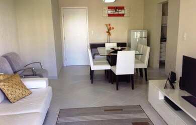 Imagem: O apartamento possui 3 Dormitórios, 2 Banheiros, 2 Vagas na