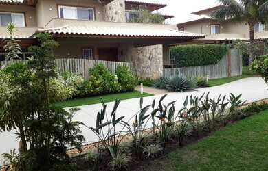 Imagem 1: Linda casa em Manguinhos a venda em condomínio frente mar