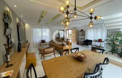 Imagem: A casa em condomínio possui 4 Dormitórios, 3 Banheiros, 2