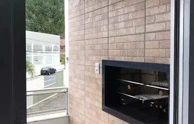 Imagem: O apartamento possui 2 Dormitórios, 1 Banheiro, 1 Vaga na garagem