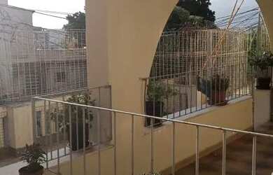 Imagem: A casa possui 3 Dormitórios, 2 Banheiros, 160m² de Área e