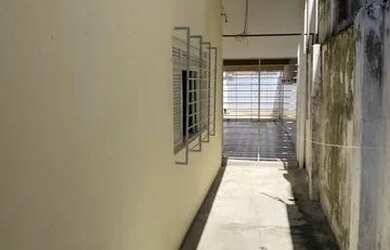 Imagem 3: Casa 200m do PATTEO. de 450 por 398mil. Aceita CARRO