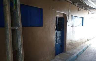 Imagem: A casa possui 2 Dormitórios, 1 Banheiro e está localizado