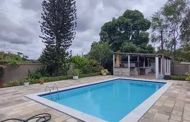 Imagem 3: Casa para venda com 525 m² com 5 quartos sendo4 suites