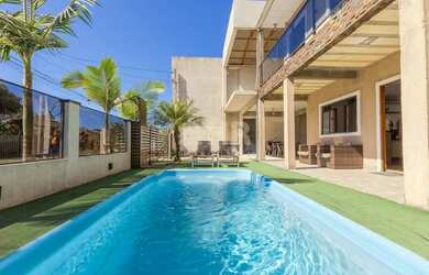 Imagem 3: Sobrado com 03 dormitórios sendo 01 suíte e 02 vagas de garagem Balneário...