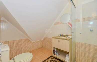 Imagem 6: Sobrado para venda com 183 metros quadrados com 3 quartos em Bacacheri...