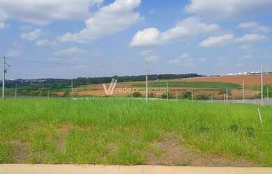 Imagem: O terreno possui 200m² de Área e está localizado em São