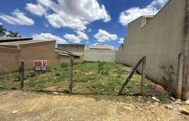 Imagem 2: Lote/Terreno à Venda, 300 m² por R$ 490.000