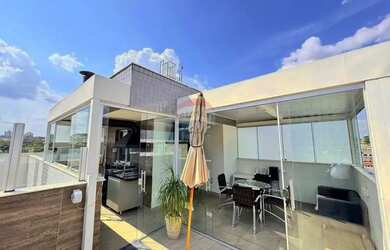 Imagem: O apartamento na cobertura possui 2 Dormitórios, 2 Banheiros