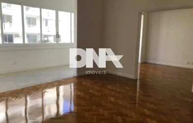 Imagem: O apartamento possui 3 Dormitórios, 3 Banheiros, 1 Vaga na