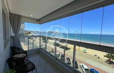 Imagem: O apartamento possui 3 Dormitórios, 1 Banheiro, 2 Vagas na