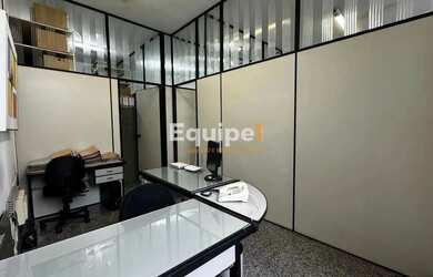 Imagem 2: Sala Comercial à Venda na Av. Raja Gabaglia, 120 m² por R$550.000,00