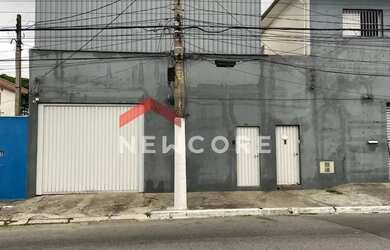 Imagem: O depósito possui 5 Vagas na garagem, 410m² de Área e está