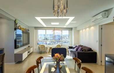 Imagem: O apartamento possui 3 Dormitórios, 2 Banheiros, 2 Vagas na