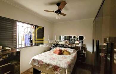 Imagem 7: Ampla casa com edícula, à venda, com 200 m², 3 quartos em Vila Lemos, Bauru - SP