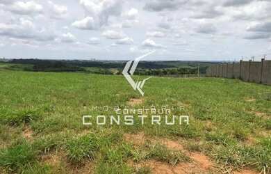 Imagem: O terreno possui 1.430m² de Área e está localizado em Loteamento