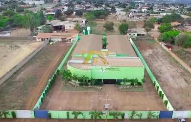 Imagem: O depósito possui 1.750m² de Área e está localizado em