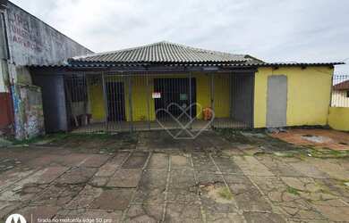 Imagem: O depósito para alugar possui e está localizado em Salgado