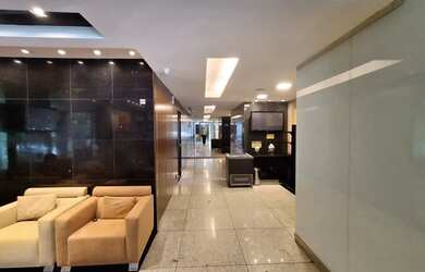 Imagem: O studio possui 1 Dormitório, 1 Banheiro, 1 Vaga na garagem