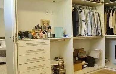 Imagem: A casa em condomínio possui 5 Dormitórios, 5 Banheiros, 5