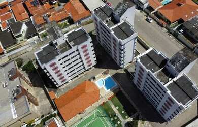 Imagem: O apartamento possui 3 Dormitórios, 2 Banheiros, 1 Vaga na