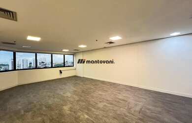 Imagem: O depósito possui 1 Vaga na garagem, 65m² de Área e está