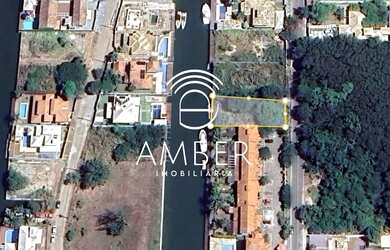 Imagem: O terreno possui 663m² de Área e está localizado em Armação