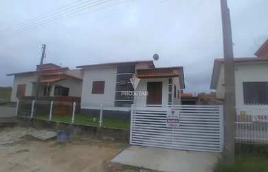 Imagem 1: Casa para aluguel em Balneário Rincão no bairro Pedreiras