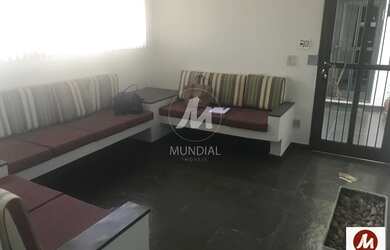 Imagem: O depósito possui 1 Vaga na garagem, 120m² de Área e está