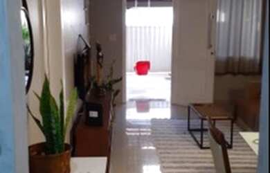 Imagem: A casa possui 1 Dormitório, 1 Banheiro, 1 Vaga na garagem