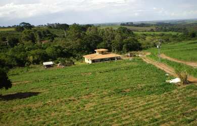 Imagem: A chácara possui 185m² de Área e está localizado em Gleba