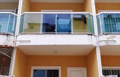 Imagem: A casa possui 2 Dormitórios, 2 Banheiros, 1 Vaga na garagem