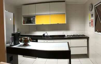 Imagem: A casa em condomínio possui 4 Dormitórios, 4 Banheiros, 4