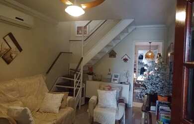 Imagem: A casa em condomínio possui 2 Dormitórios, 2 Banheiros, 1