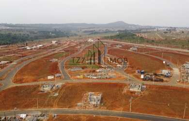 Imagem: O terreno possui 558m² de Área, Imóvel novo e está localizado