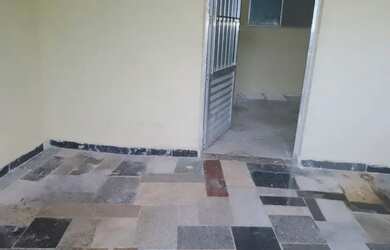 Imagem: A casa possui 2 Dormitórios, 1 Banheiro e está localizado