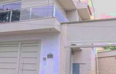 Imagem 1: Estou a venda. Ar-condicionado, Guarda roupa, 180m² de Áreae4 Vagas...