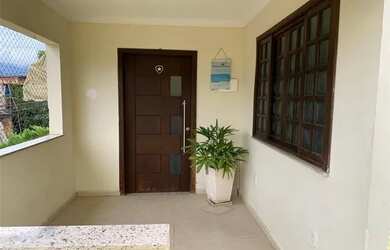 Imagem: A casa possui 2 Dormitórios, 1 Banheiro, 2 Vagas na garagem