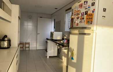 Imagem 7: Apartamento 170m², 3 suítes, 5 banheiros, 3 vagas, depósito, andar...