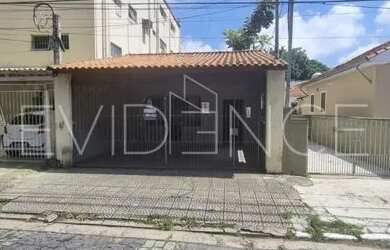 Imagem: A casa possui 2 Dormitórios, 2 Banheiros, 2 Vagas na garagem