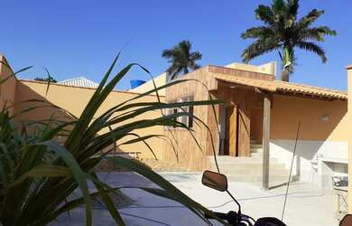 Imagem 2: Linda casa em frente ao mar loja tudo com estrutura fortificada. Tel