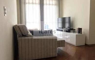 Imagem: O apartamento possui 3 Dormitórios, 1 Banheiro, 2 Vagas na