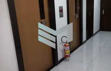 Imagem: O apartamento possui 3 Dormitórios, 1 Banheiro, 1 Vaga na garagem