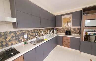 Imagem: O apartamento possui 5 Dormitórios, 3 Banheiros, 5 Vagas na