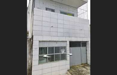 Imagem 2: Terreno de três casas